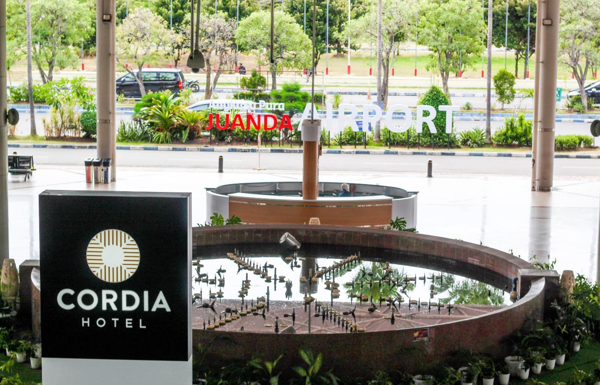 Cordia Hotel Surabaya Airport - Hotel Dalam Bandara - Formerly Ibis Budget Surabaya Airport Sidoarjo Exterior foto