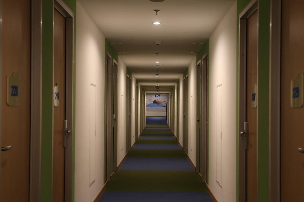 Cordia Hotel Surabaya Airport - Hotel Dalam Bandara - Formerly Ibis Budget Surabaya Airport Sidoarjo Exterior foto